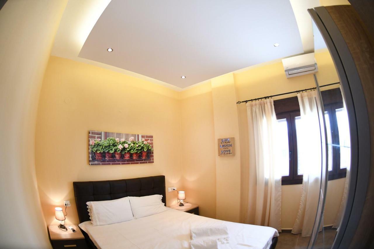 新马尔马拉斯Theasis Luxury Panoramic Penthouse公寓 外观 照片